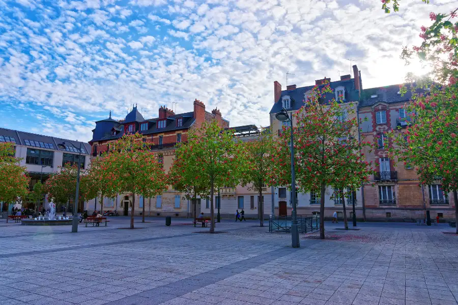 Rennes {lieu|htmlentities}